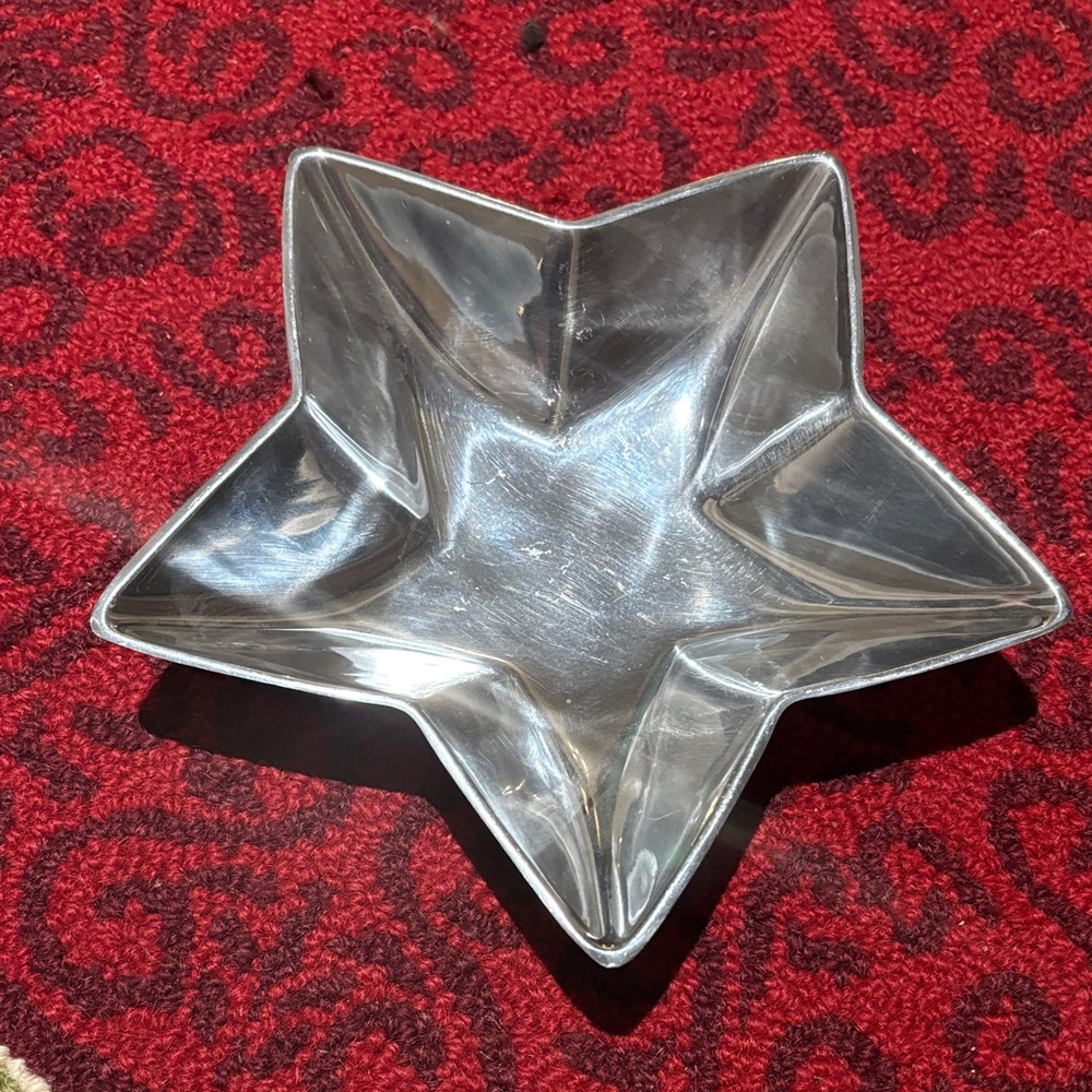 Pottery Barn Barona Metallic Star Dish - Picture 3 of 3